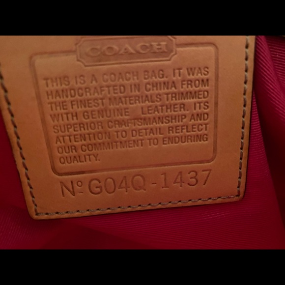 👛MIXED PATTERN MEDIUM SIZED COACH BAG👛 - Picture 3 of 6